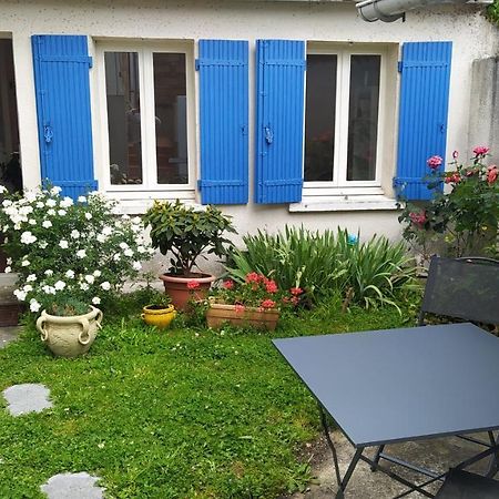 Le 5 Apartment Guîtres Exterior photo